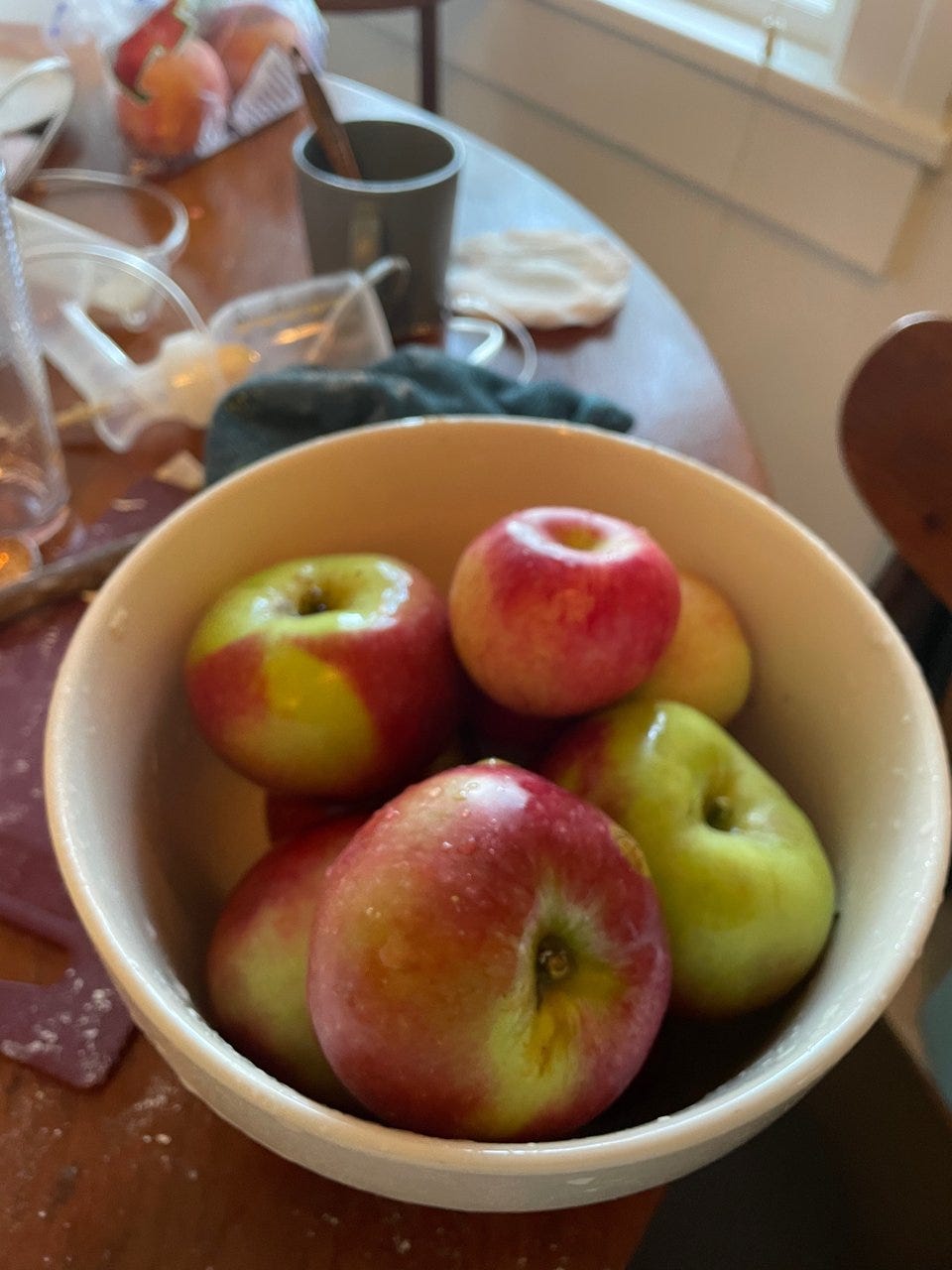 bowl of apples