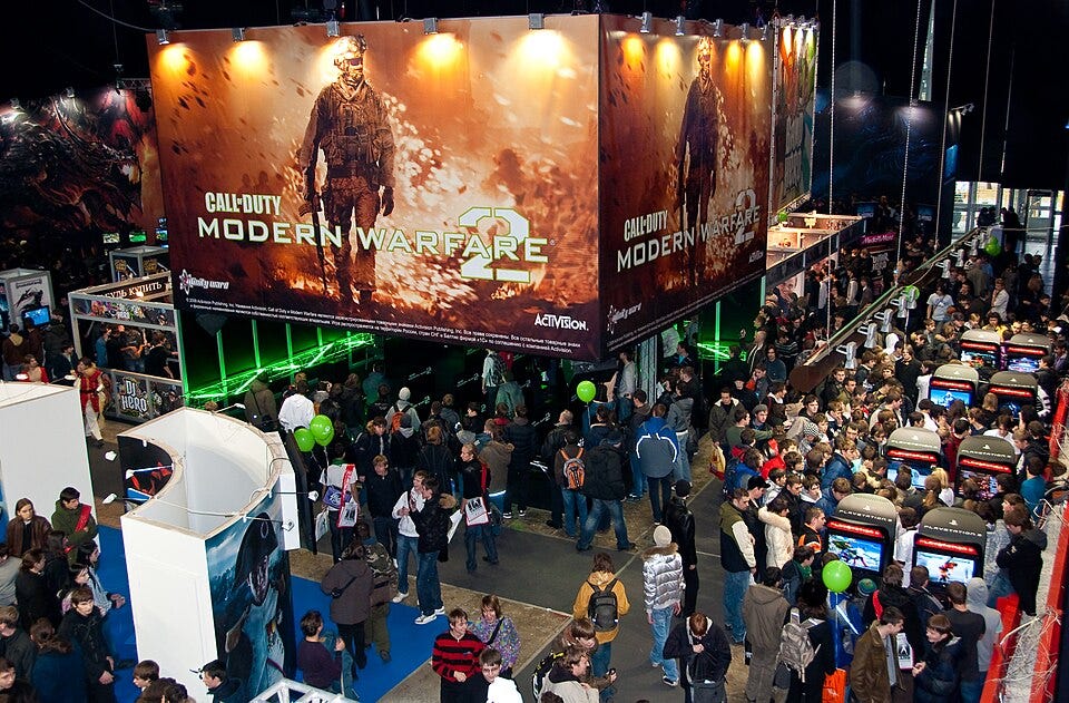 File:Modern Warfare 2 booth at Igromir 2009 (4081175453).jpg