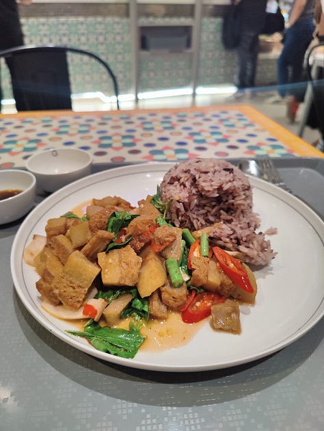 dishes at Talalak's vegan mall stalls