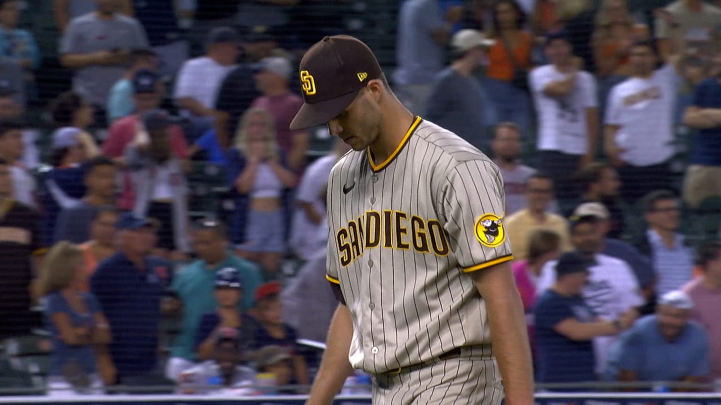 Taylor Rogers escapes jam | 07/26/2022 | San Diego Padres
