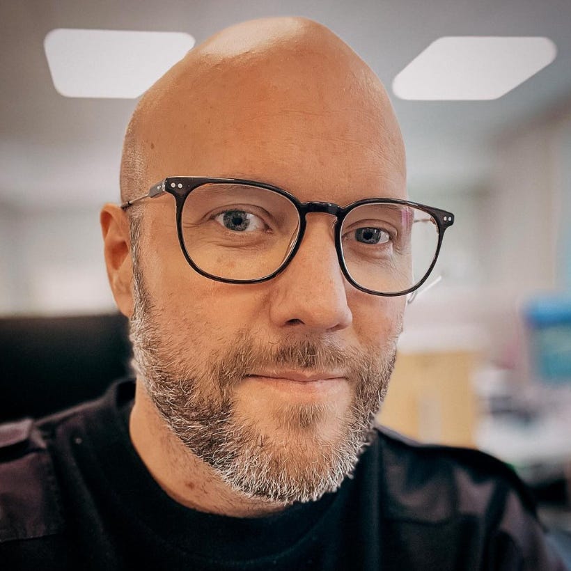 Fredrik Wass tänker på kommunikation 