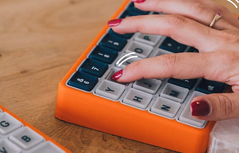 Parkinson : OnCue, le clavier intelligent qui redonne l’autonomie aux patients Parkinson : OnCue, le clavier intelligent qui redonne l’autonomie aux patients