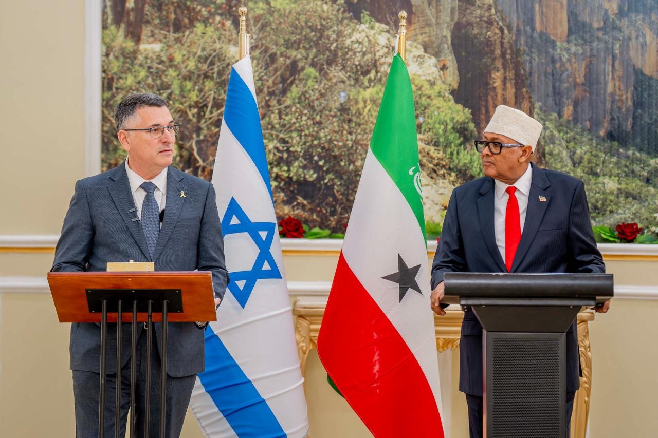 Somalilands President Abdirahman Abdullahi Mohamed (R) speaking during a press conference with Israels Foreign Minister Gideon Saar (L) at the Presidential Palace in Hargeisa, Somalia on Jan. 6, 2026. (AFP Photo)
