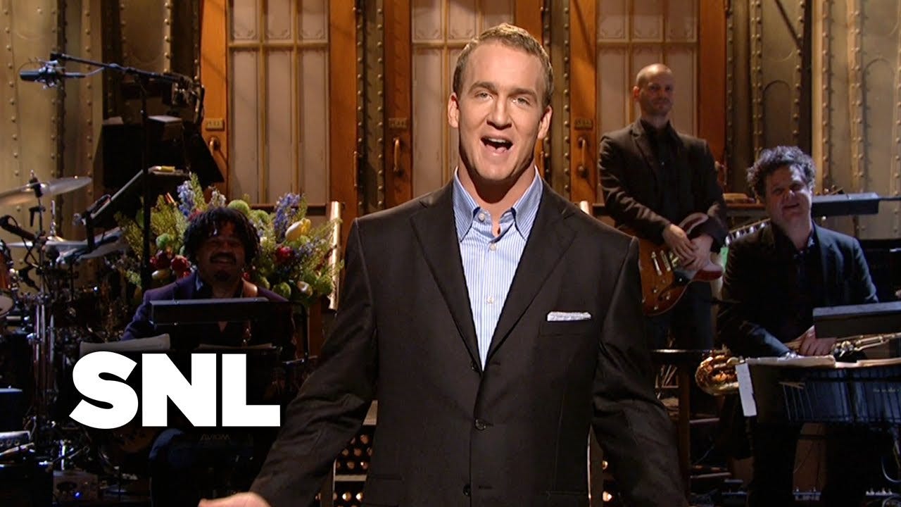 Quarterback Peyton Manning hosting SNL in 2007