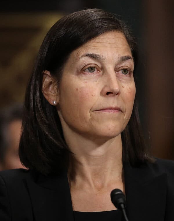 https://static01.nyt.com/images/2025/10/06/multimedia/06dc-oregon-judge-flqv/06dc-oregon-judge-flqv-articleLarge.jpg?quality=75&auto=webp&disable=upscale