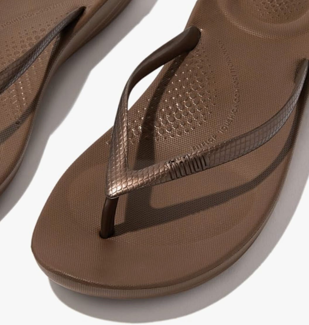 Fitflop iQushion flip flop review vs Archies Fitflop iQushion flip flop review vs Archies