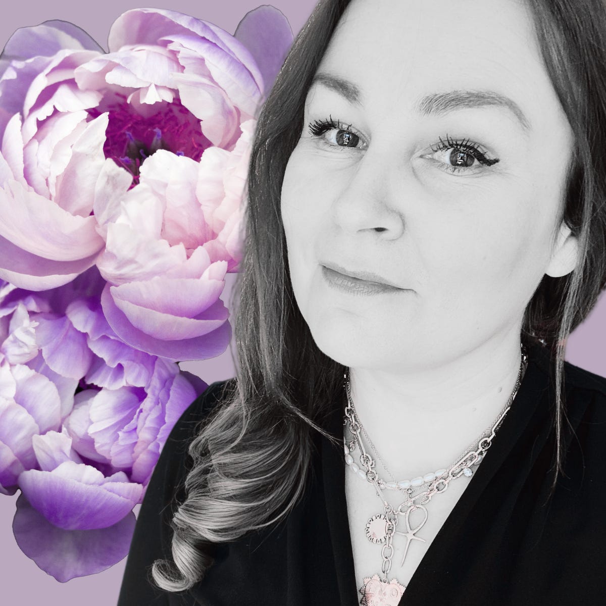 SARAH PROUT logo