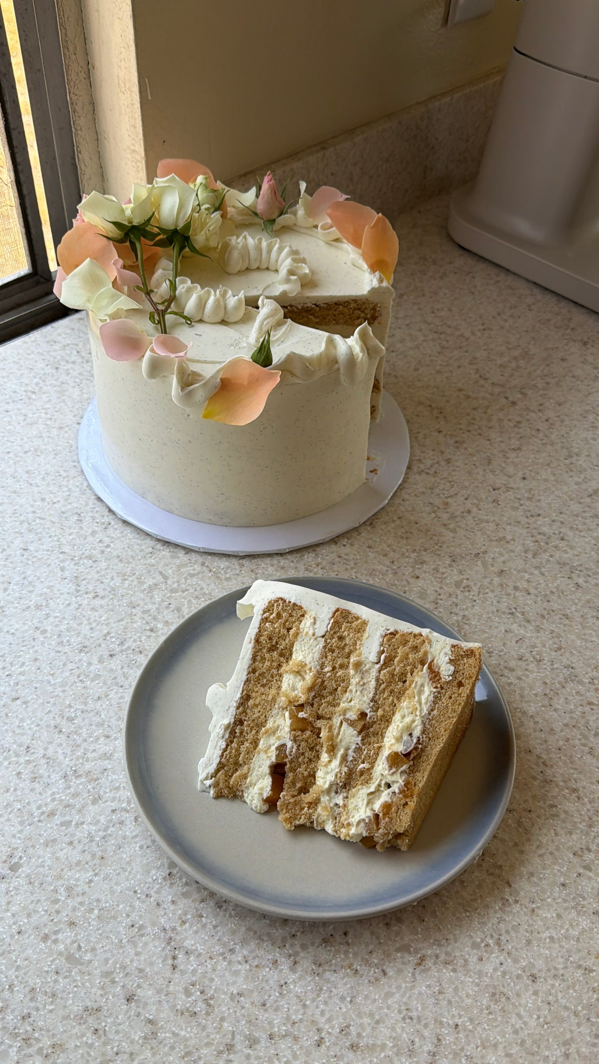 how to build the perfect cake - by Kassie Mendieta