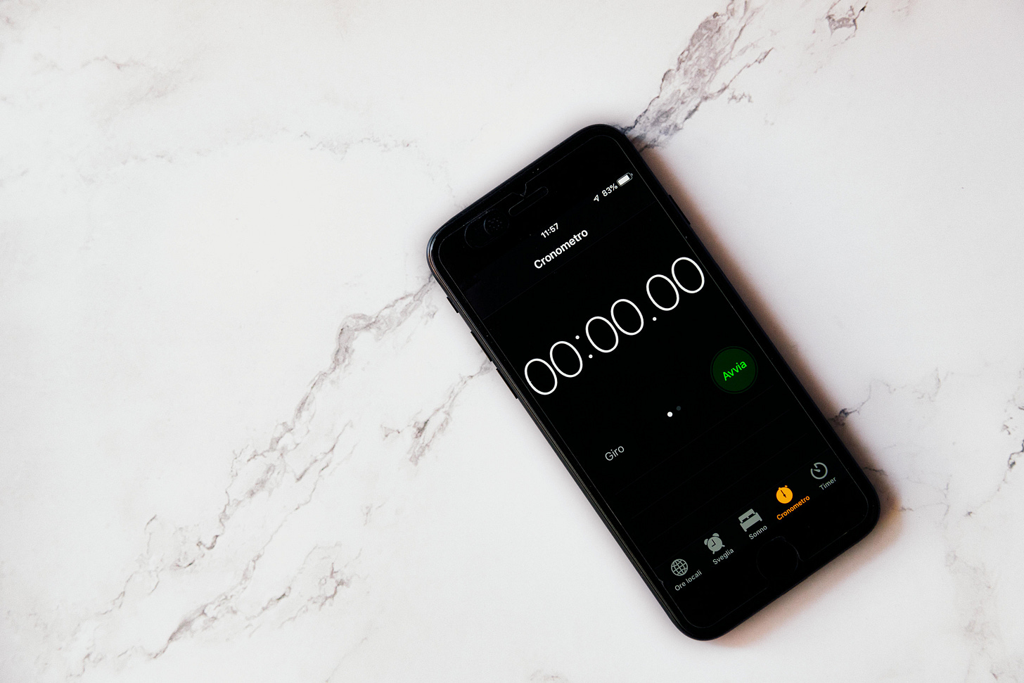 smart phone on bench with timer at zero. Photo by Image Hunter, Pexels