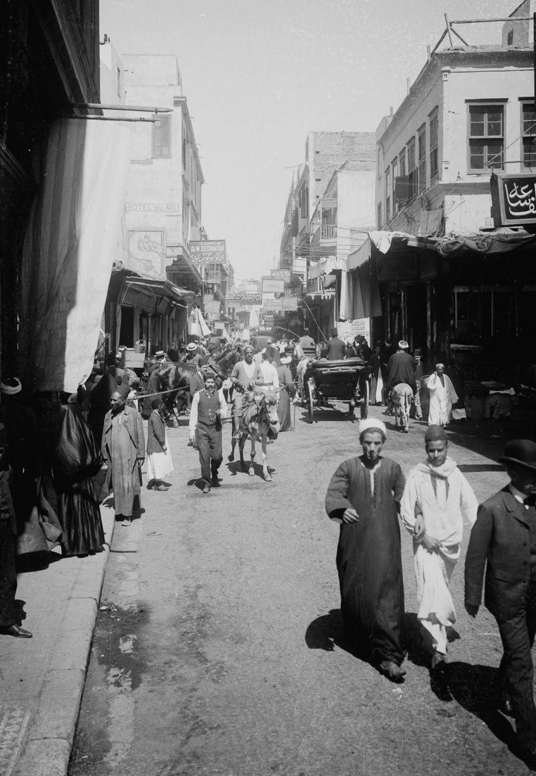 Muski Street. 1900. Muski Street. 1900.