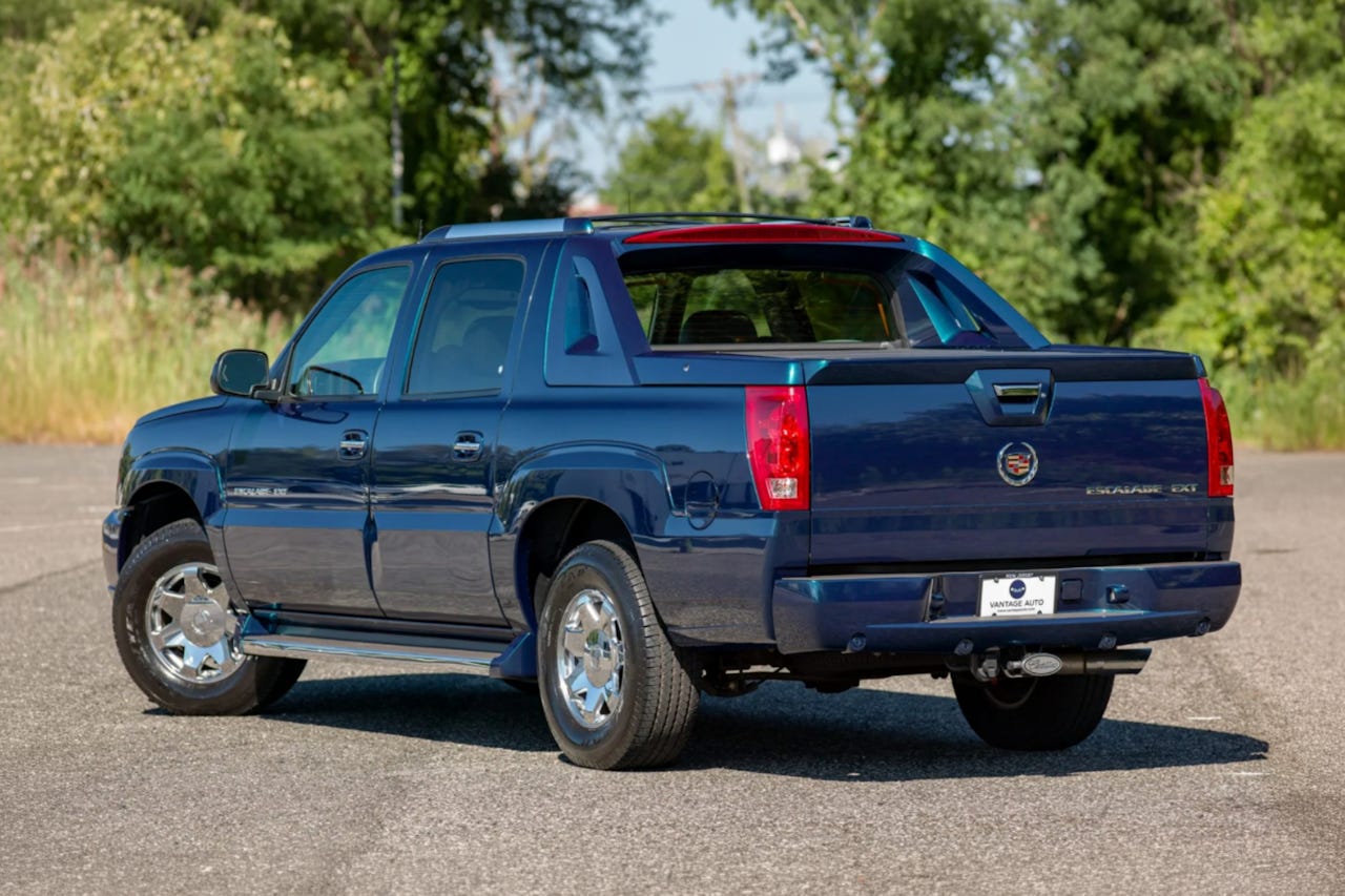 Cadillac Escalade EXT | Photo: Bring a Trailer