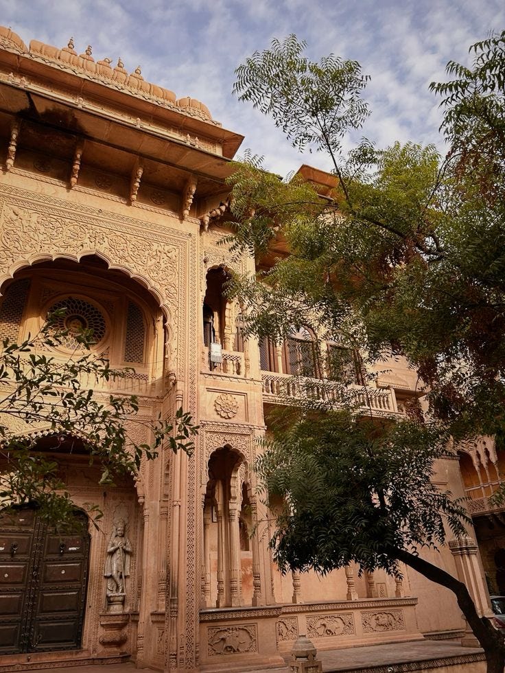 india #indianaesthetic #travel #travelguide #aesthetic #palace #nature  #history #heritage #fort #beauty #culture #architecture #old #oldmoney  #photography