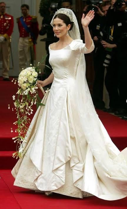 Whats the best royal wedding dress? : r/whatthefrockk