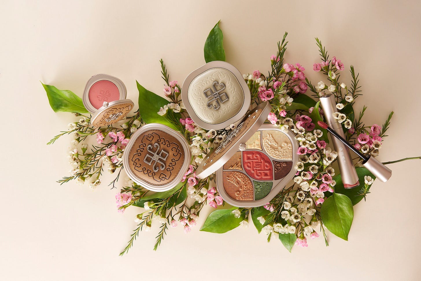 News About Florasis: The Continuous Exploration of Beauty