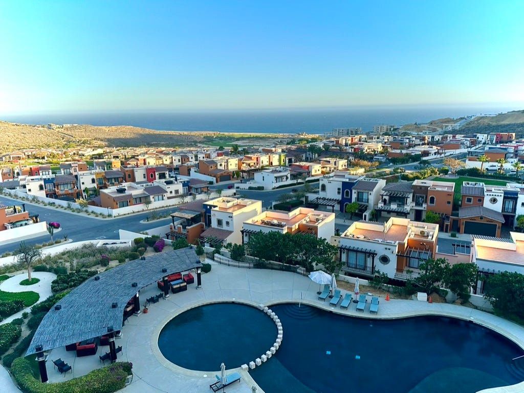 A pool in a residential area

AI-generated content may be incorrect.