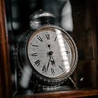 Viết sách từ nguyên lý - Điều bất biến tạo nên những tác phẩm vượt thời gian