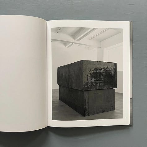 Richard Serra: Forged Steel, Texts by Richard Serra and Richard Shiff, Designed by McCall Associates, David Zwirner Books, New York, NY / Steidl, Göttingen, 2016 [Saint-Martin Bookshop, Bruxelles-Brussel. Art: © Richard Serra / ARS, New York]