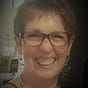 Helen Rowlands's avatar