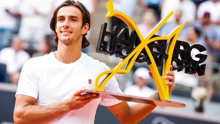 How Lorenzo Musetti defeated Carlos Alcaraz at the 2022 Hamburg European Open