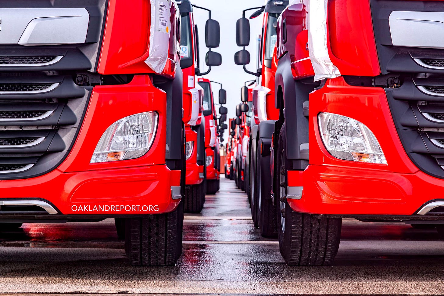 Caltrans’ study appears not to account for ‘induced demand’ — the well-documented tendency of new road capacity to create more traffic. (Image source: Oakland Report / Adobe Stock) Caltrans’ study appears not to account for ‘induced demand’ — the well-documented tendency of new road capacity to create more traffic. (Image source: Oakland Report / Adobe Stock)
