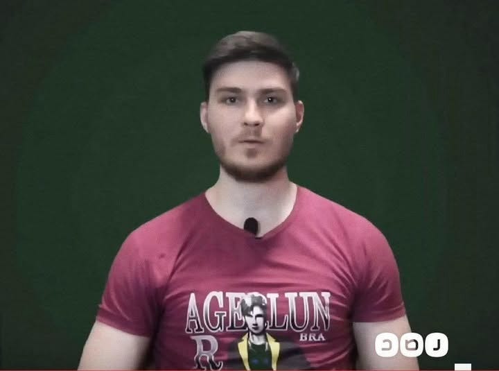 May be an image of one or more people, beard and text that says "AGEGLUN BRA ၁၀၀"