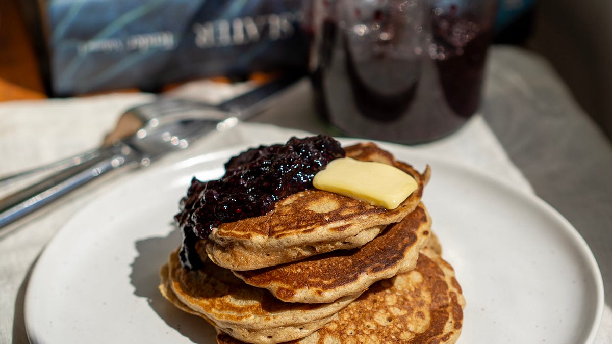 Wheaty Sourdough Discard Pancakes