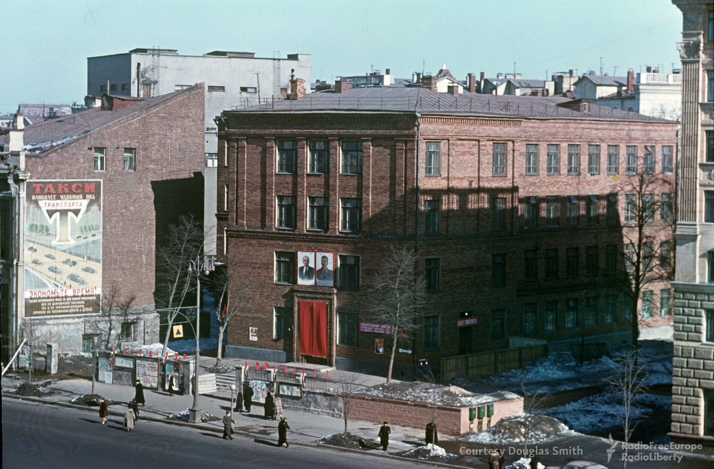 A view of the buildings directly opposite the new U.S. Embassy on Novinsky bulvar, offering a street-level perspective of 1950s Moscow. A view of the buildings directly opposite the new U.S. Embassy on Novinsky bulvar, offering a street-level perspective of 1950s Moscow.