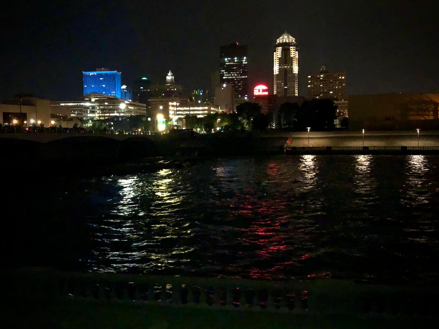 Des Moines river at night