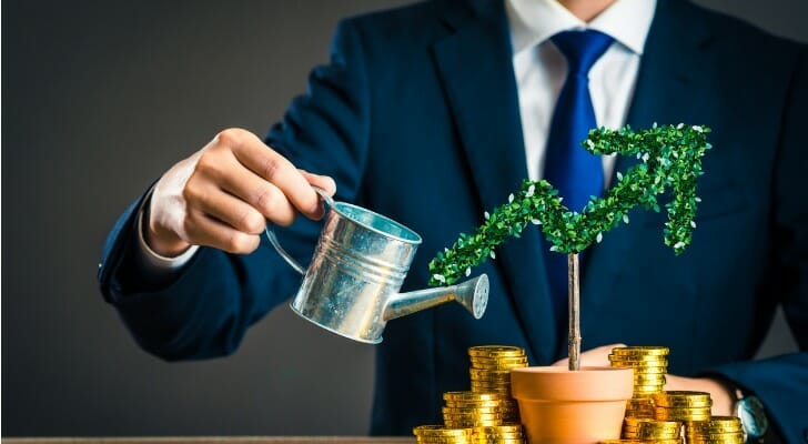 An Investor's Guide to Long-Term Investing - SmartAsset | SmartAsset