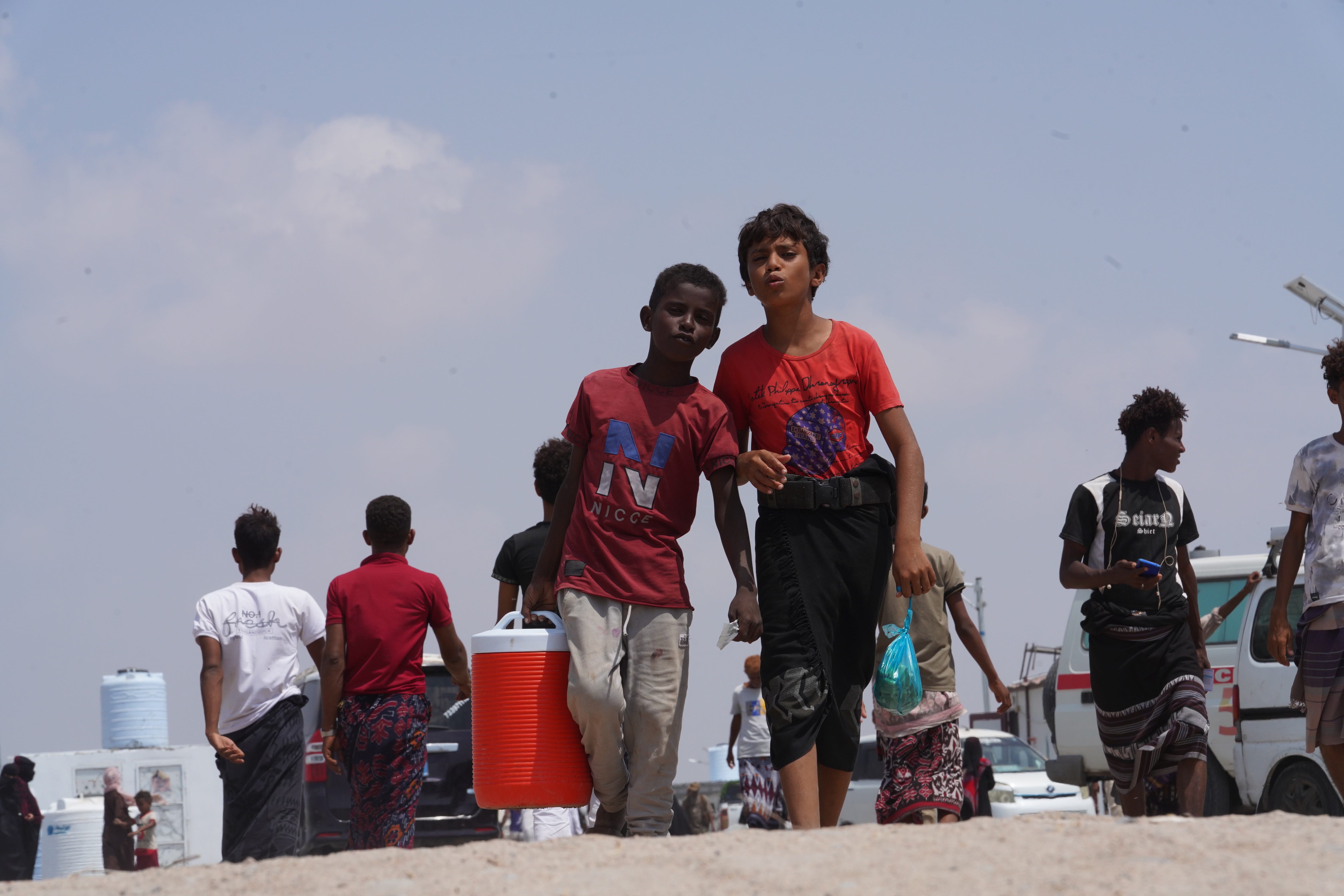 Gaza hospitals shut down amid power crisis