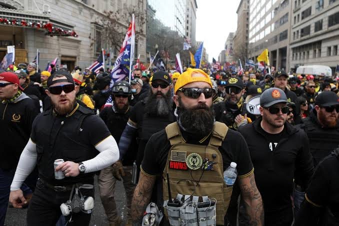 Canadian right-wing extremism increased online during the pandemic, report says | CBC News Canadian right-wing extremism increased online during the pandemic, report says | CBC News