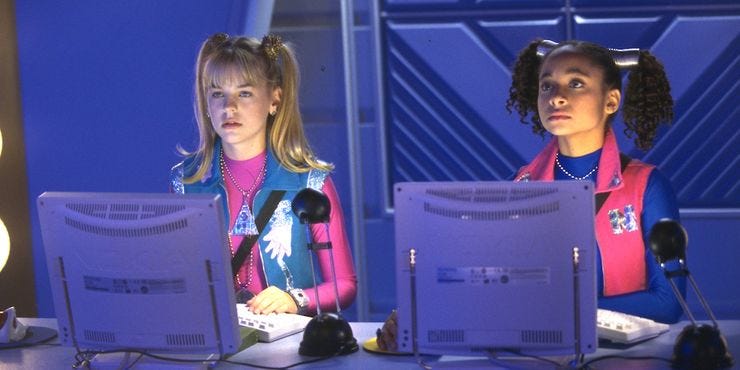 Zenon: Girl of the 21st Century (1999) – Past Foot Forward