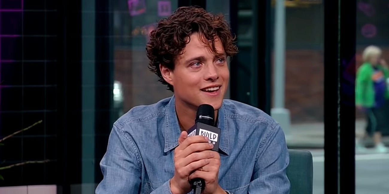 'Superman & Lois' Casts Douglas Smith As Its Jimmy Olsen