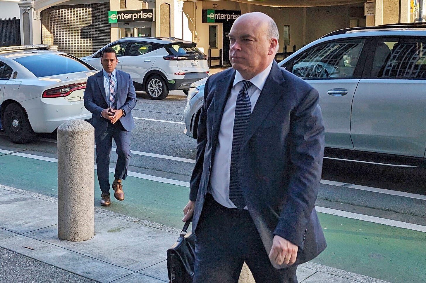 Mike Lynch acquitted of fraud in $11B deal with Hewlett Packard | AP News Mike Lynch acquitted of fraud in $11B deal with Hewlett Packard | AP News