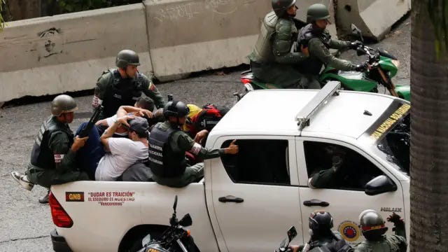 National Guard takes protesters detained this Tuesday (30/7) in Caracas