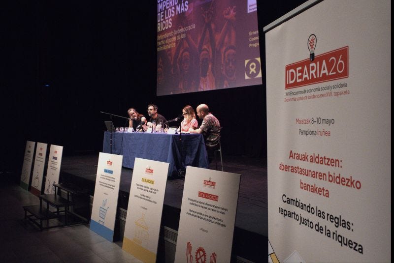 Idearia reúne a cerca de 200 personas en una exitosa edición sobre el reparto justo de la riqueza Idearia reúne a cerca de 200 personas en una exitosa edición sobre el reparto justo de la riqueza