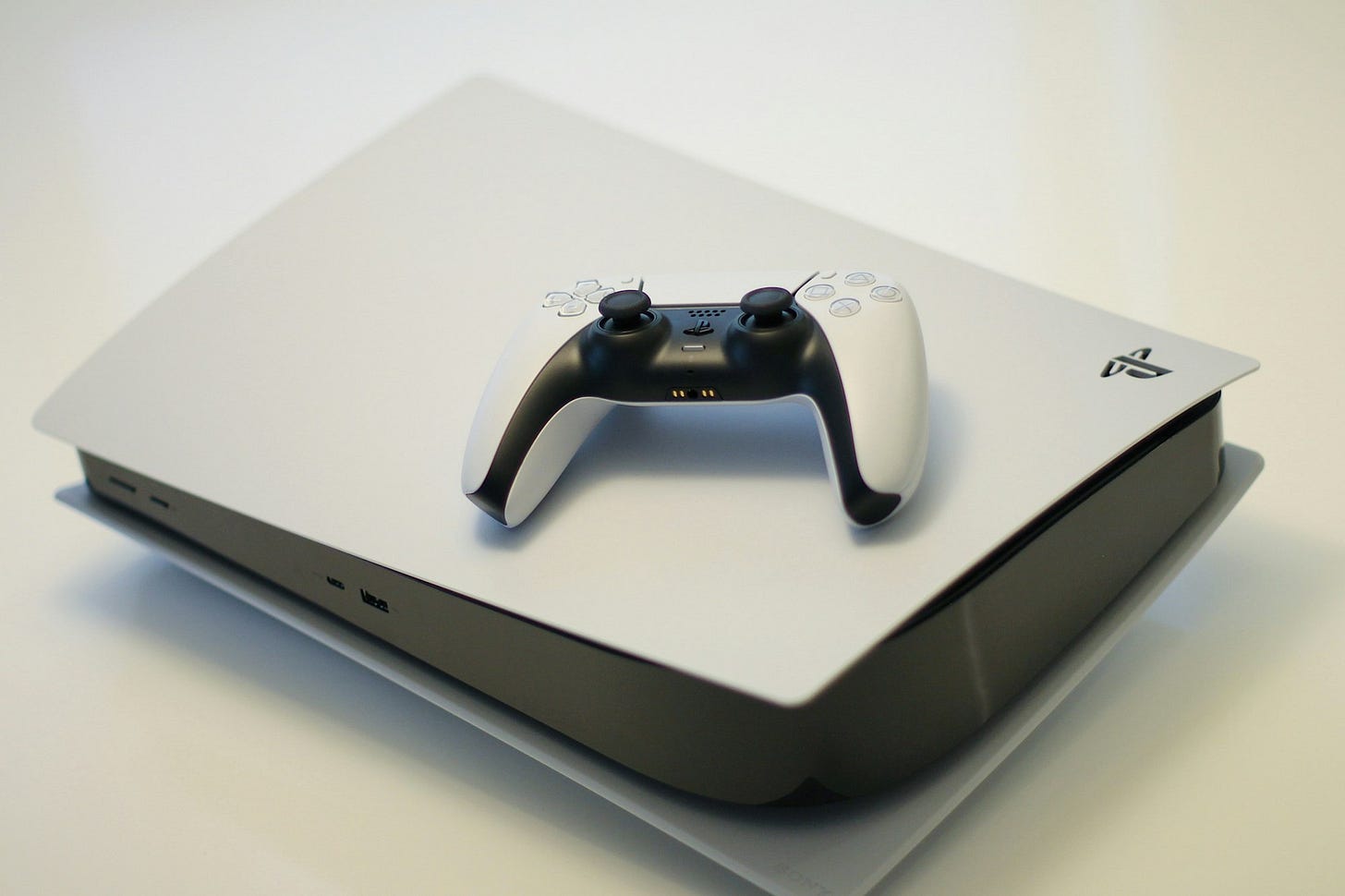 PlayStation 6 rumored to be able to render seven web pages at 30fps simultaneously PlayStation 6 rumored to be able to render seven web pages at 30fps simultaneously
