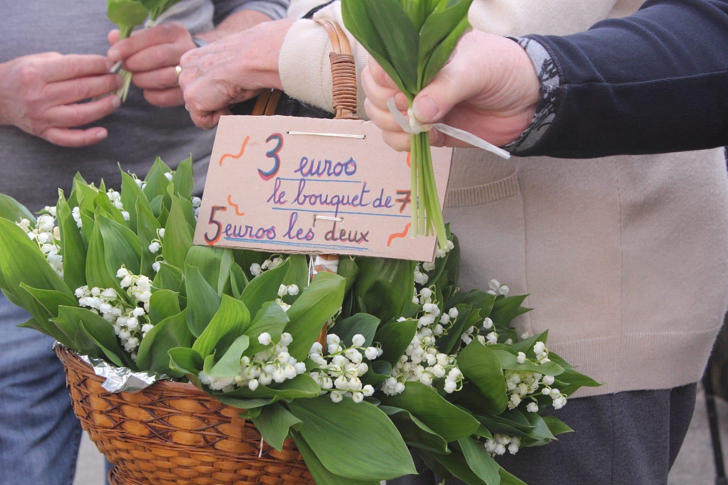 Tradition : pourquoi offre-t-on du muguet le 1er mai ?