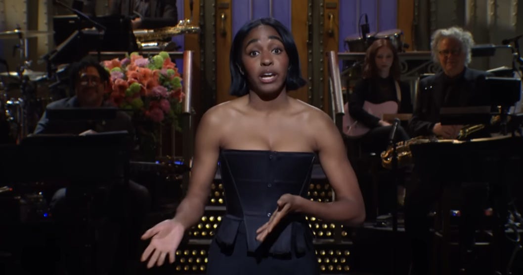 'The Bear' Actress Ayo Edebiri Calls Elon Musk A "Fascist" And Blames Him For Allegedly Receiving Death Threats And Racial Slurs