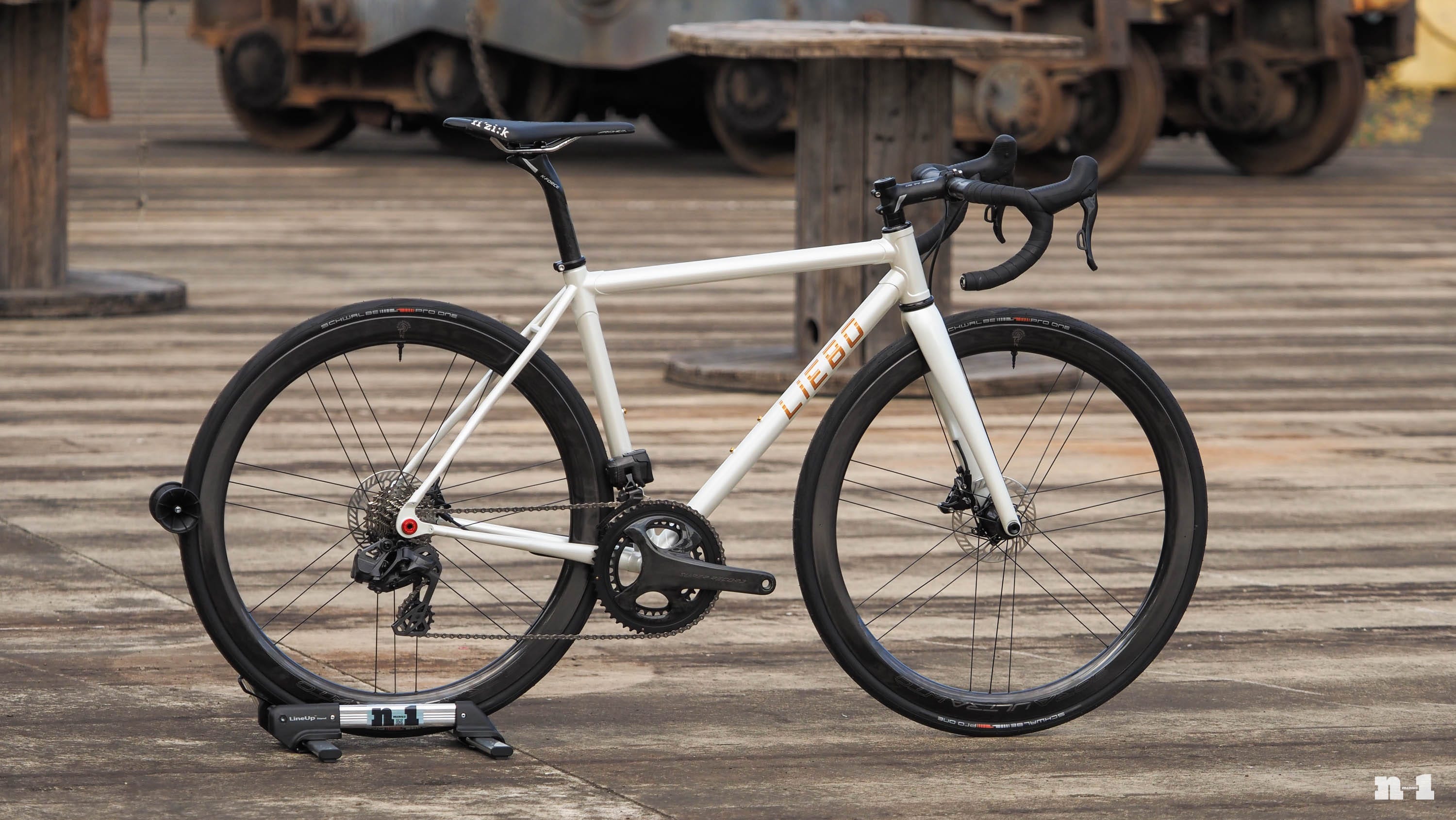 Liebo oversized steel road bike