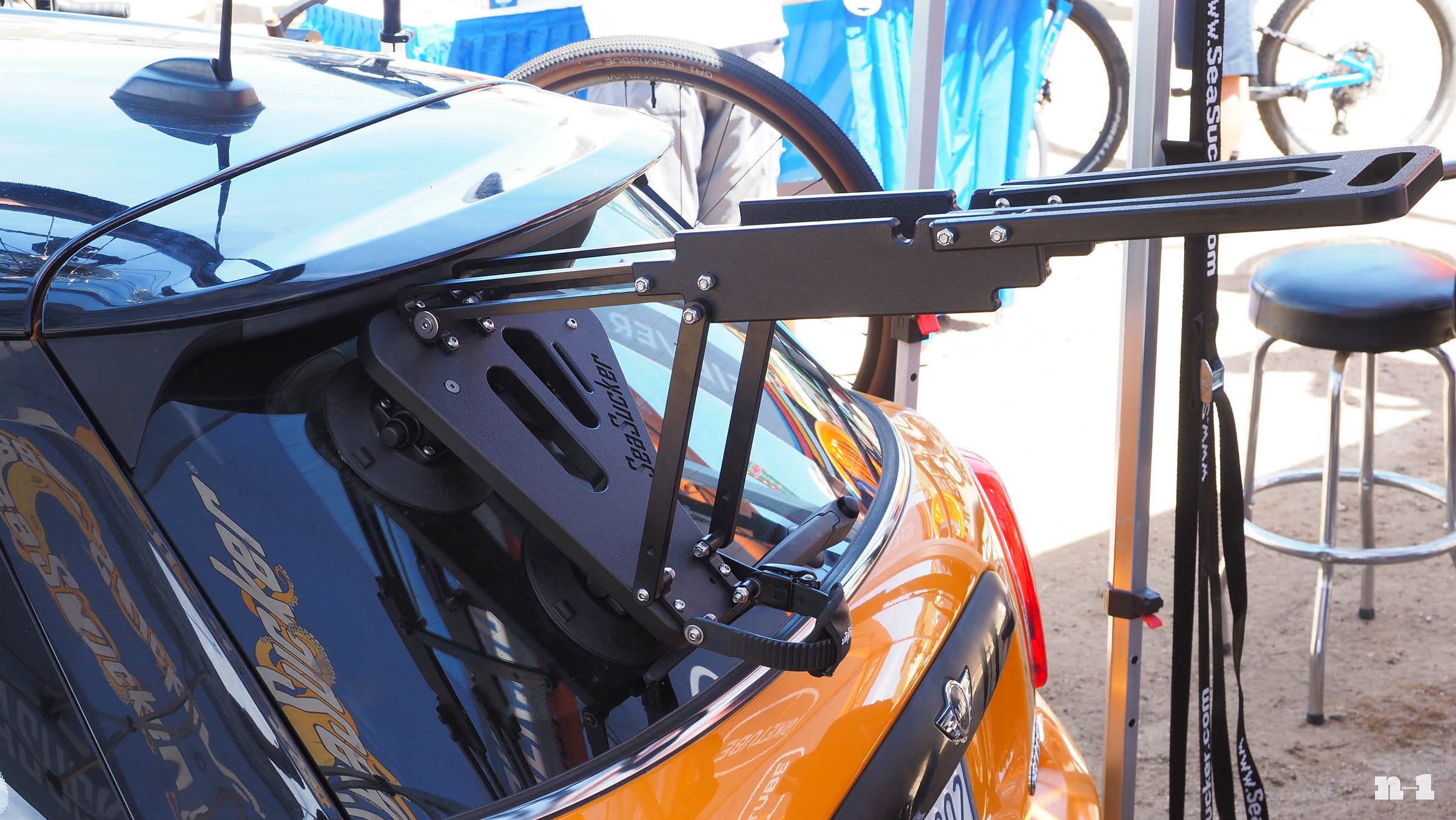 Seasucker roof rack