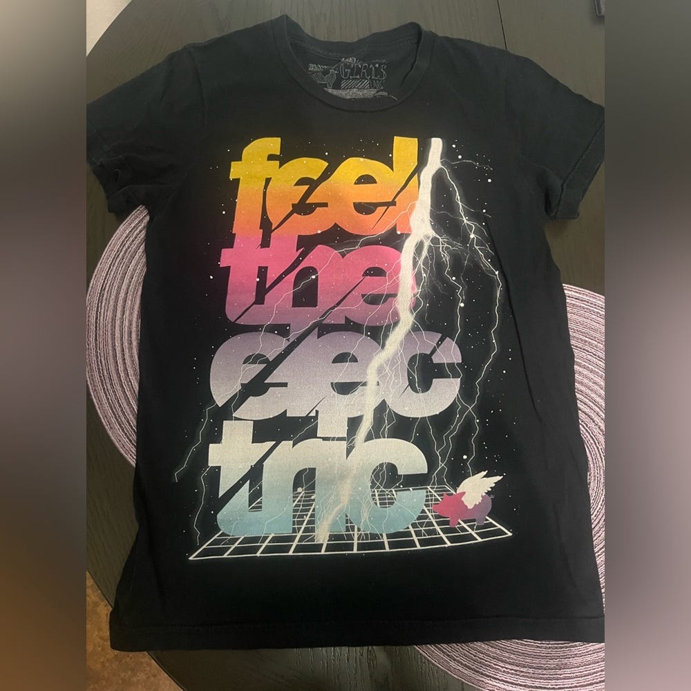 Glamour Kills (Juniors Large) - image 1