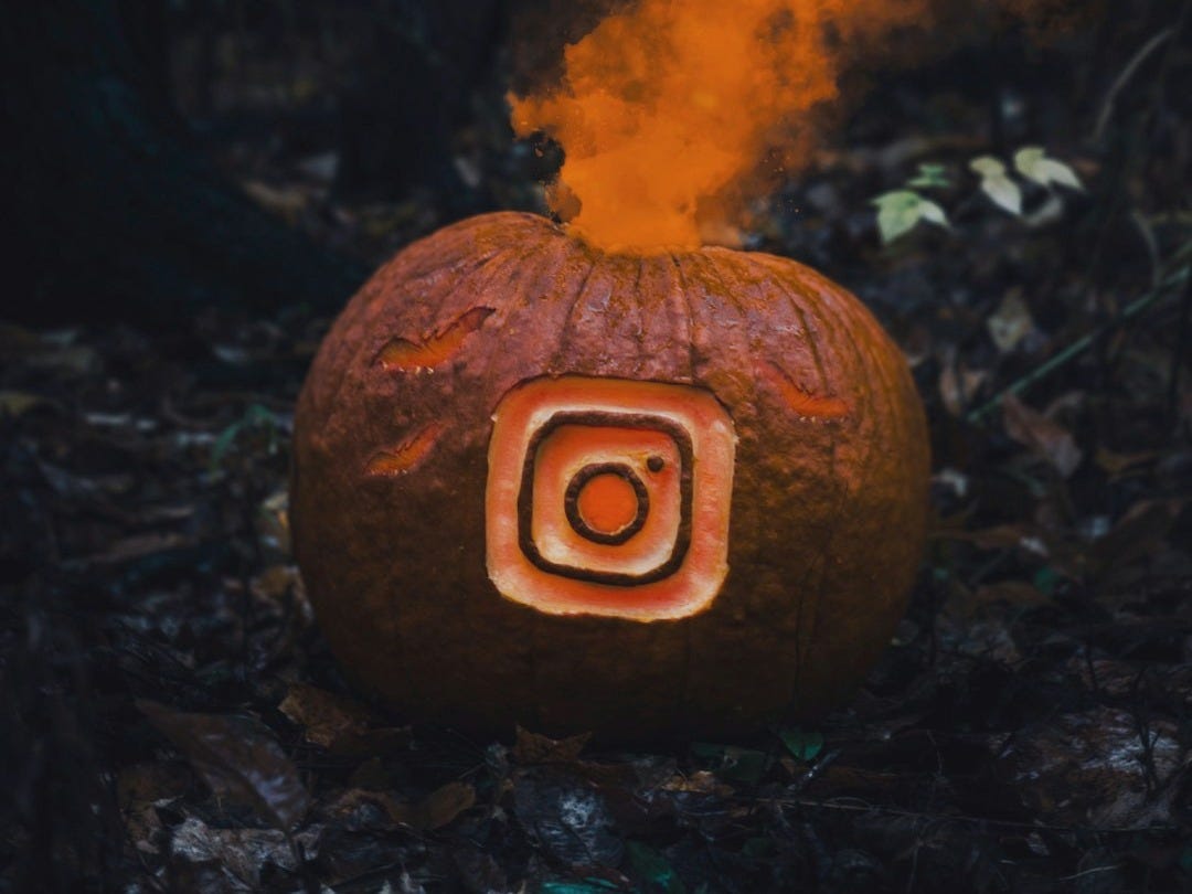 Jack-O-Lantern emitting smoke