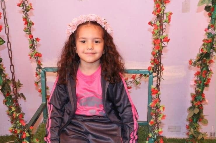 Undated photo of Hind Rajab, the five-year-old girl martyred by Israeli occupation forces on January 29, 2024 (X/@BlogdoNoblat) Undated photo of Hind Rajab, the five-year-old girl martyred by Israeli occupation forces on January 29, 2024 (X/@BlogdoNoblat)