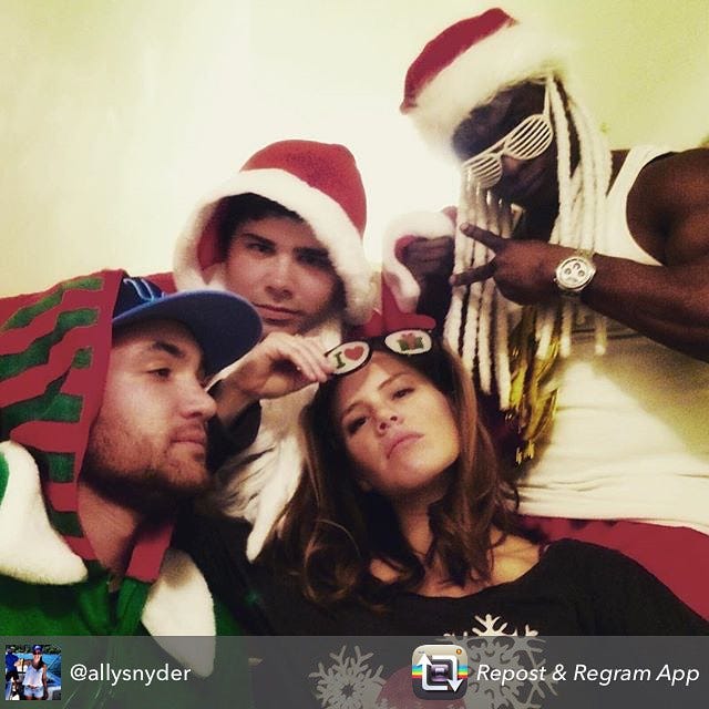 No photo description available.