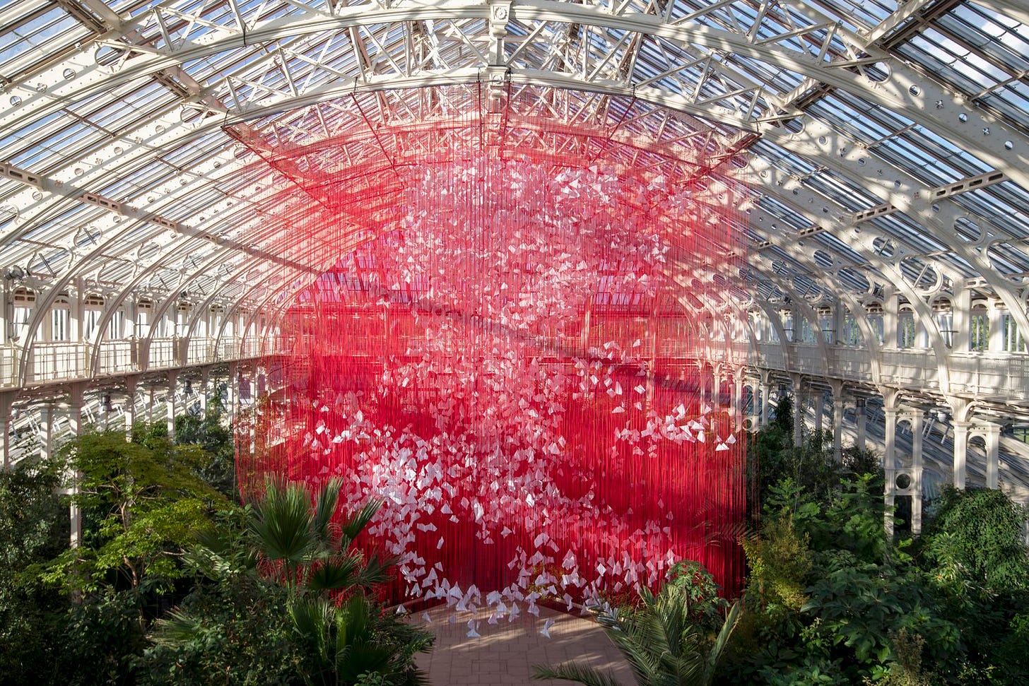 Chiharu Shiota - “One Thousand Springs” 2021, Royal Botanic Gardens at Kew, London, UK, photo by Jeff Eden Chiharu Shiota - “One Thousand Springs” 2021, Royal Botanic Gardens at Kew, London, UK, photo by Jeff Eden