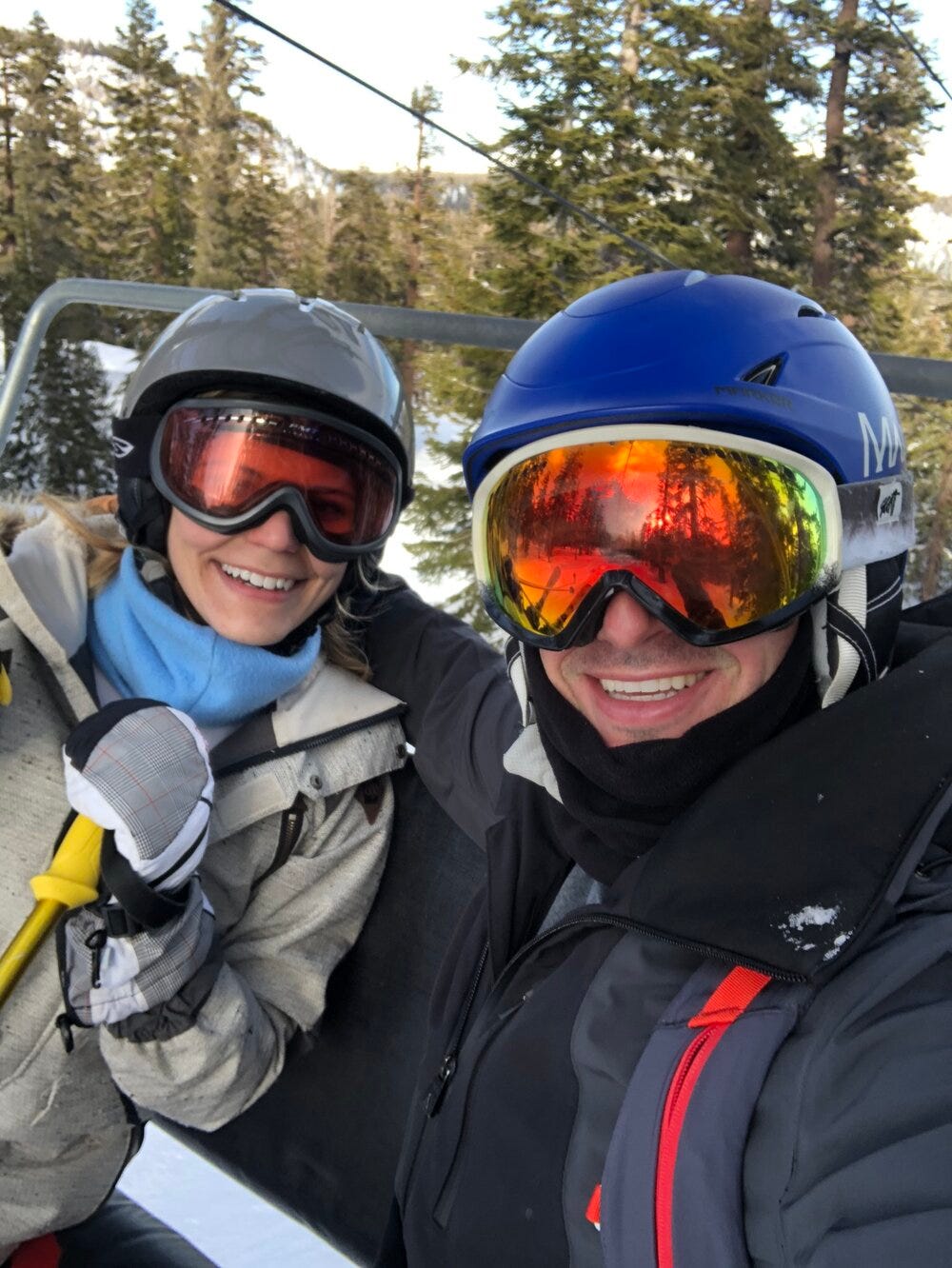skiing in mammoth.jpeg skiing in mammoth.jpeg