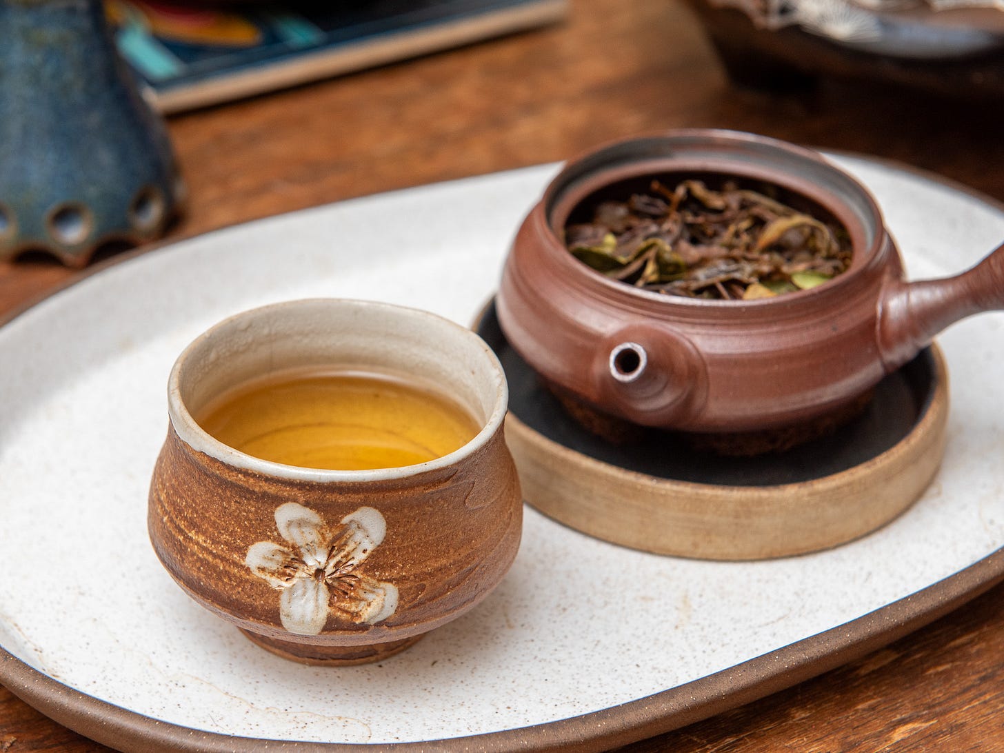 ID: Brewed spring forest white tea ID: Brewed spring forest white tea