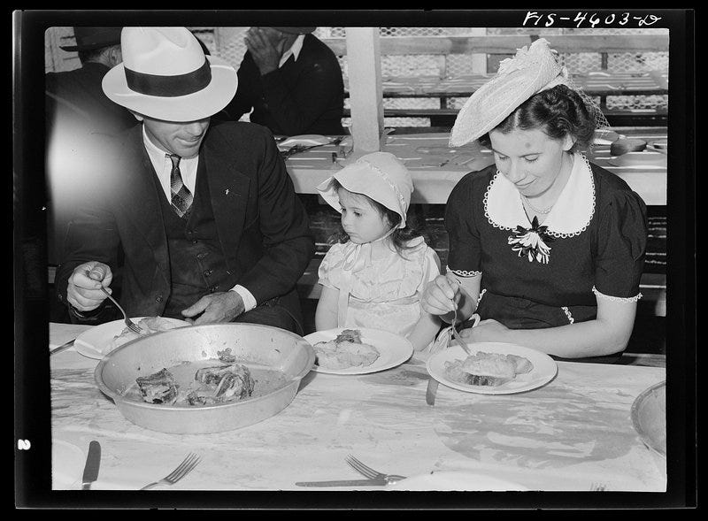 Vintage Family Dinner Images | Free Photos, PNG Stickers, Wallpapers ...