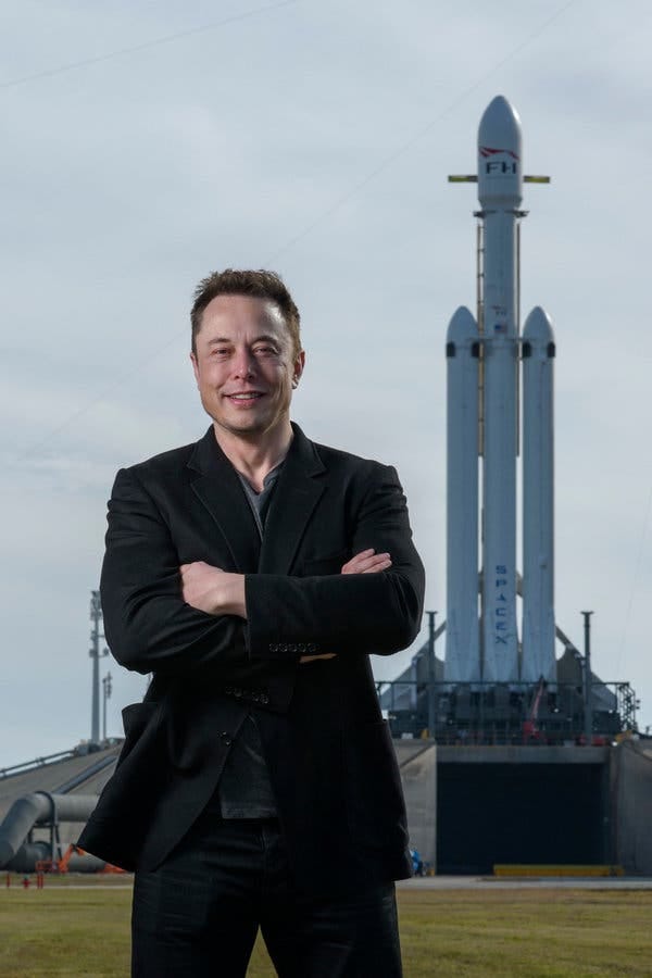 Falcon Heavy, in a Roar of Thunder, Carries SpaceX's Ambition Into Orbit - The New York Times Falcon Heavy, in a Roar of Thunder, Carries SpaceX's Ambition Into Orbit - The New York Times